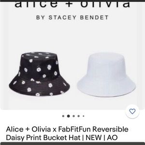Alice + Olivia reversible floral / white bucket hat.